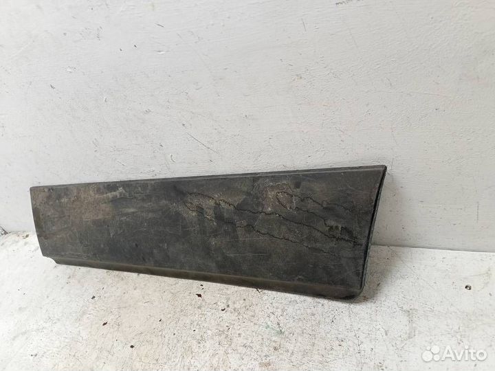 Накладка двери задней левой