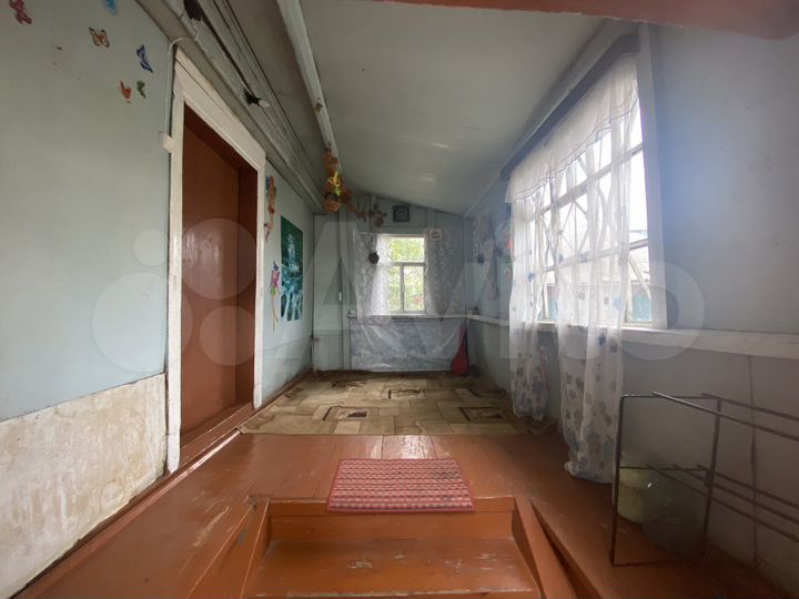 Дом 29,5 м² на участке 6 сот.