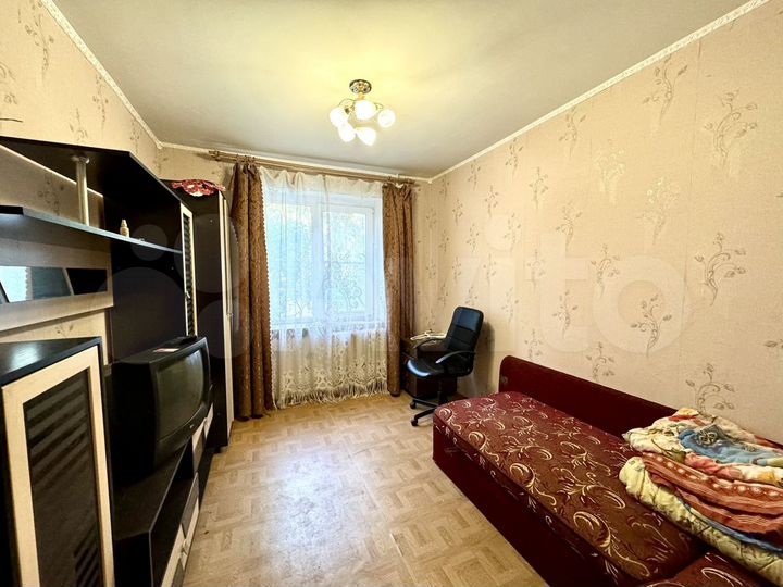 3-к. квартира, 67 м², 1/10 эт.