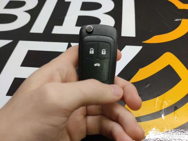 Выкидной ключ Chevrolet Cobalt