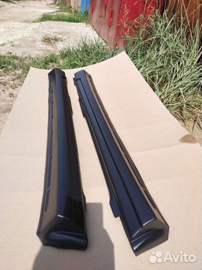 Накладки на пороги Шевроле нива