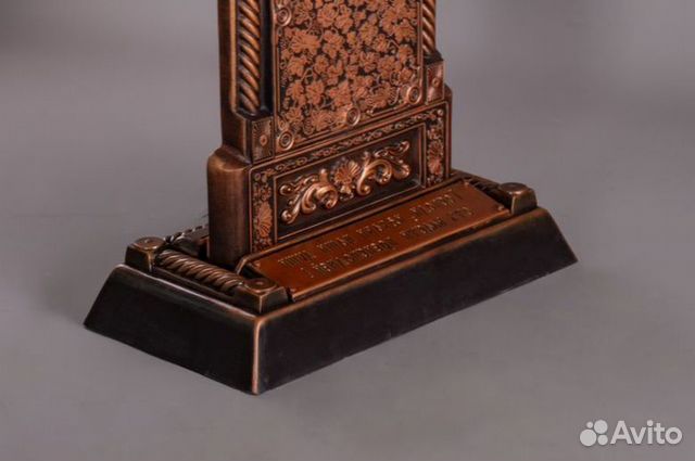 Крест могильный каменный