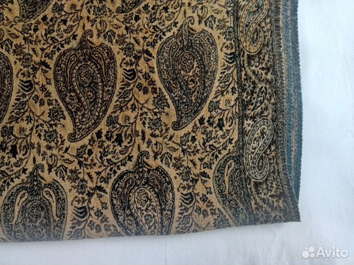 Шерстяной женский шарф из Афганистана