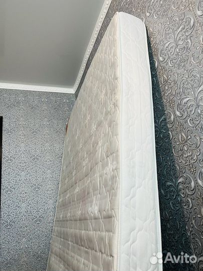 Матрас 160х200