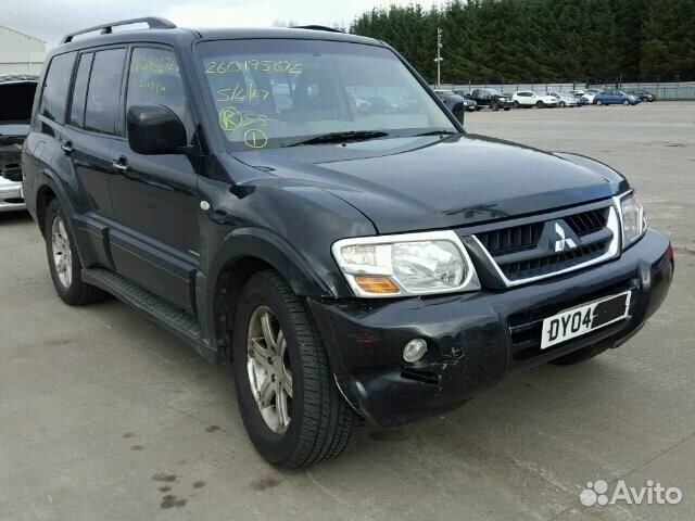 Разбор на запчасти Mitsubishi Pajero / Montero