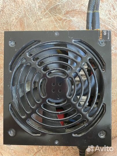 Блок питания Thermaltake Toughpower 700w