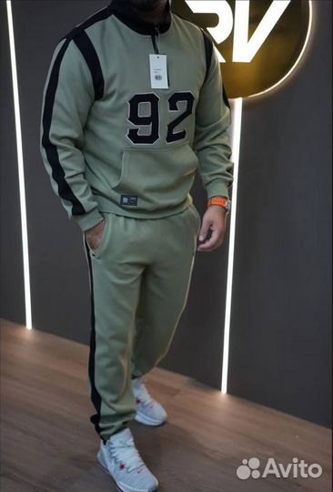 Спортивный костюм мужской