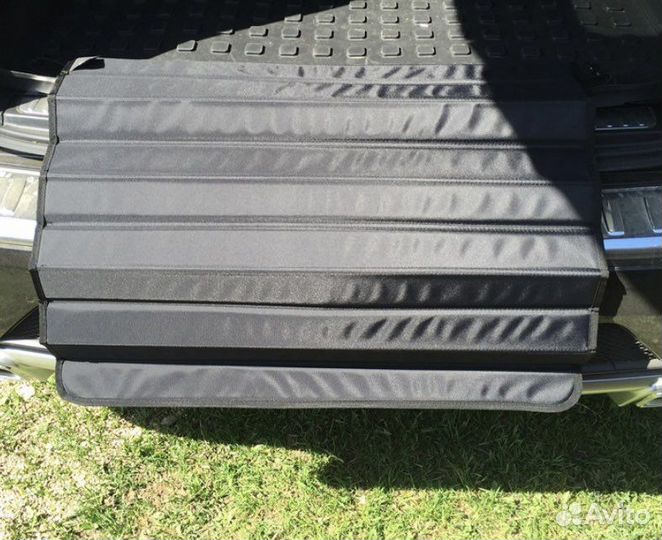 Защита порога багажника Mercedes