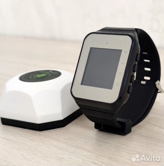 Часы официанту для вызова повором на кухню