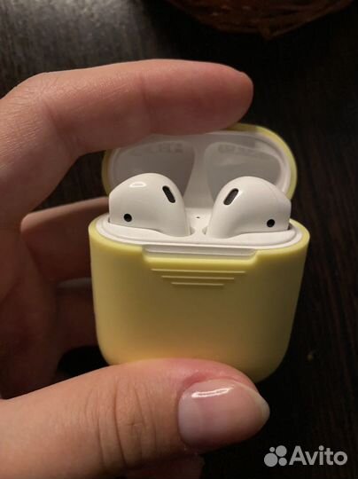 Беспроводные наушники apple airpods оригинал