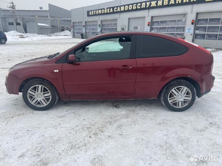 Ford Focus 1.6 МТ, 2005, 240 123 км