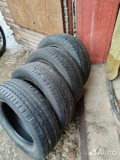 Continental CrossContact LX 215/65 R16