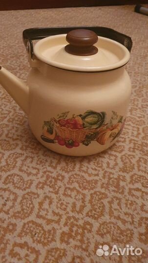 Чайник эмалированный новый