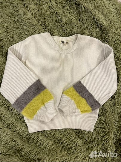 Свитер женский