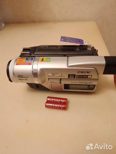 Видеокамера sony