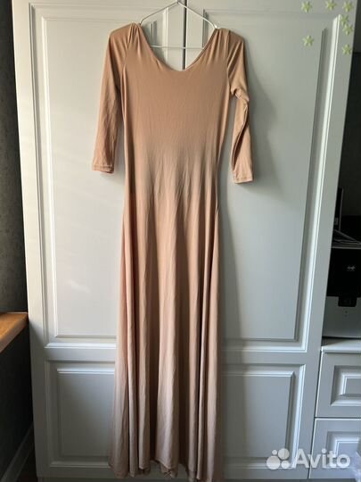 Вечернее платье в пол 42 размер