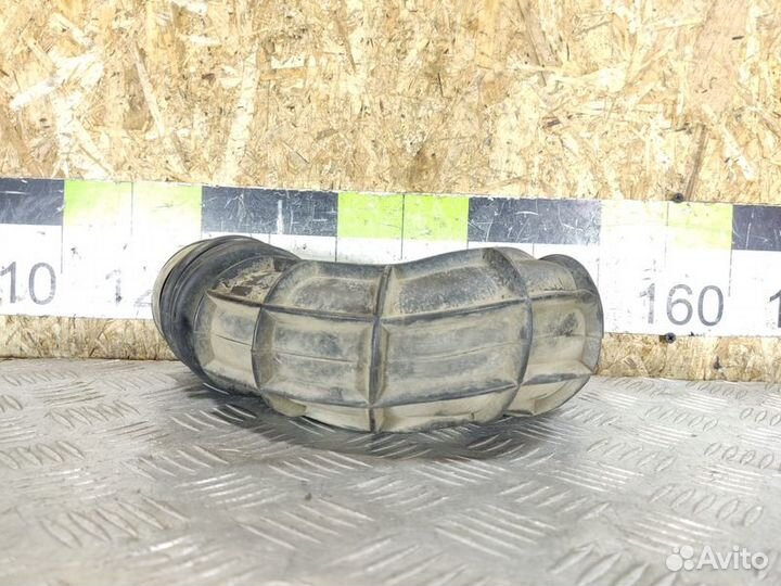 Патрубок воздушного фильтра Vaz 2114