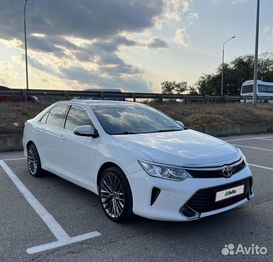 Toyota Camry 2.5 AT, 2015, 221 500 км