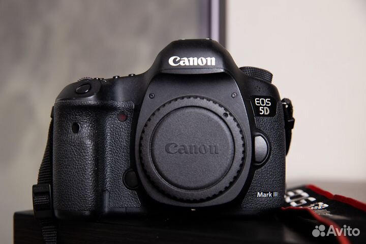 Canon eos 5d mark iii body