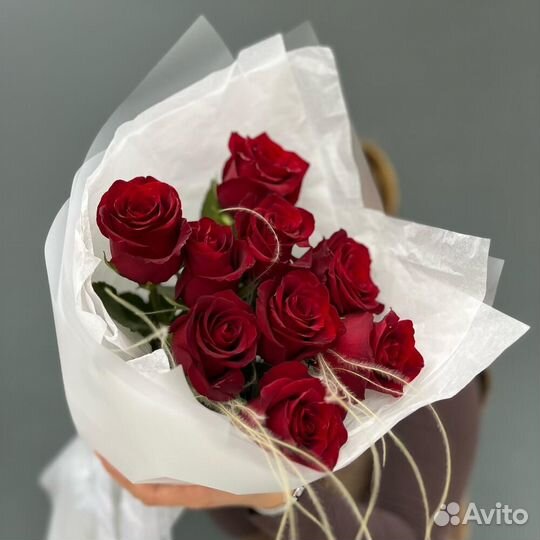 Красные розы в наличии