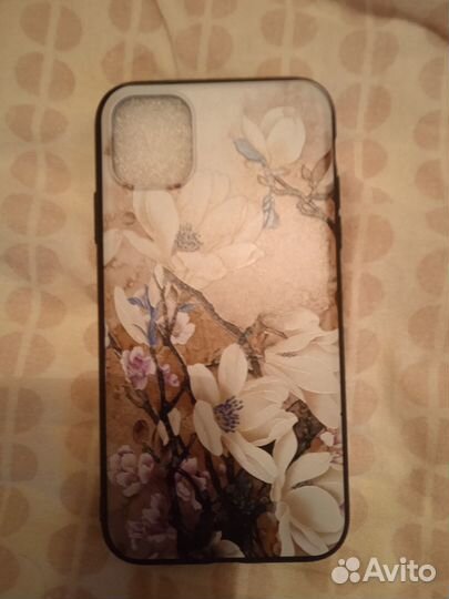 Чехол на iPhone 11