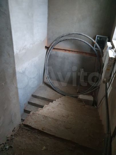 Здание, 3000 м²