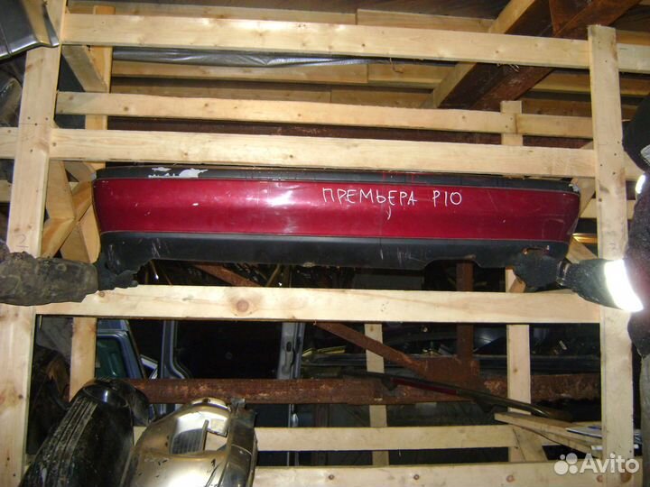 Бампер задний Ниссан Премьера Р10 бордовый