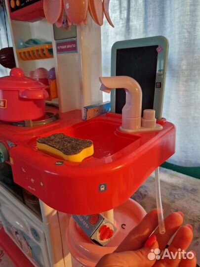 Детская игровая кухня с водой