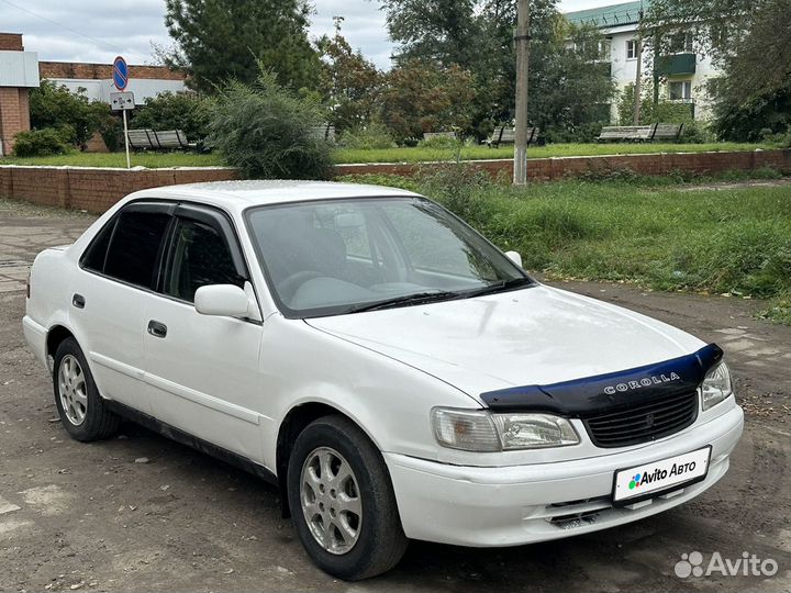 Toyota Corolla 1.5 AT, 1999, 250 000 км