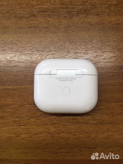 Беспроводные наушники apple airpods