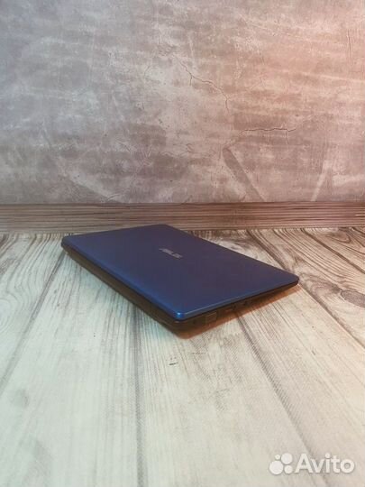 Компактный Ноутбук Asus с сенсорным экраном