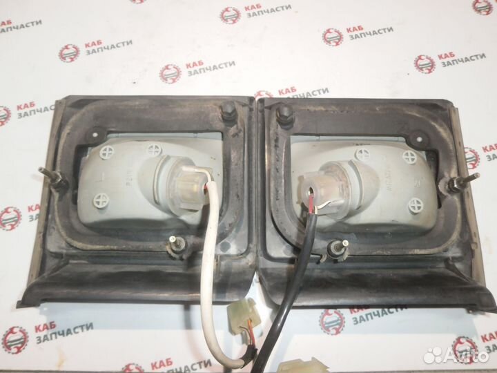 Фонарь задний Toyota Carina 2