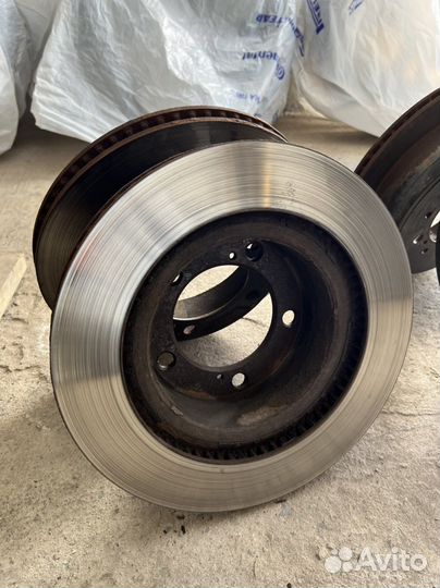 Штатная тормозная система Lexus LX 570