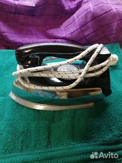 Утюг с антипгарным покрытием