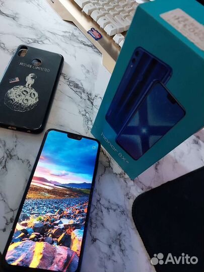 Телефон honor 8x