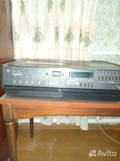 Видеомагнитофон