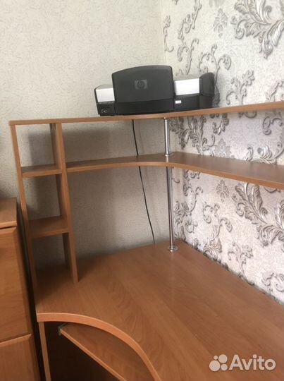 Компьютерный стол