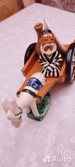 Статуэтки фарфоровые