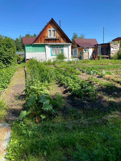 Дом 42 м² на участке 10 сот.