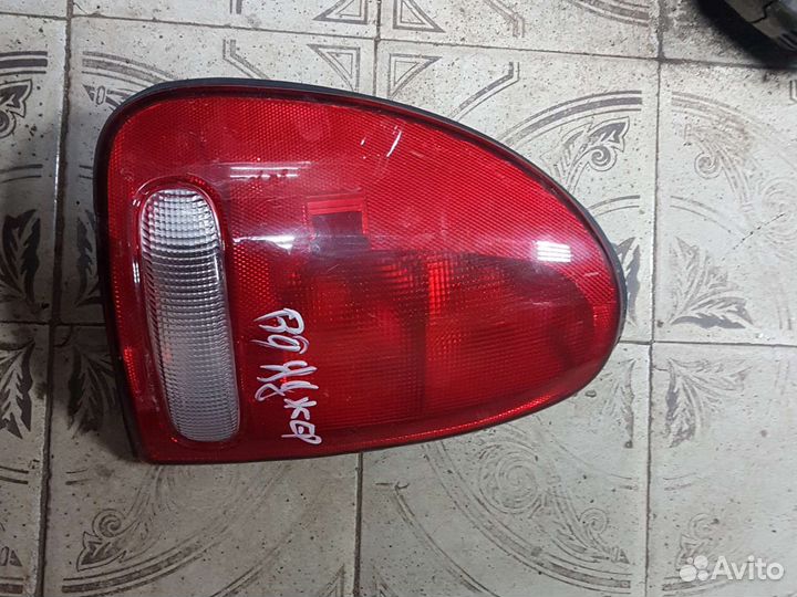 Фонарь задний левый для Chrysler Voyager USA