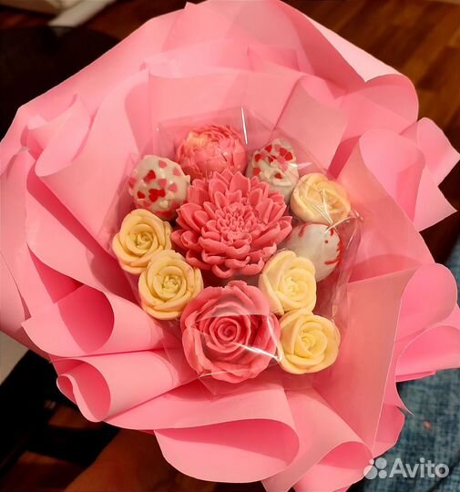 Букет из шоколадных цветов