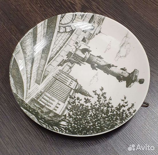 Тарелка настенная СССР Ленинград