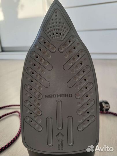 Утюг Redmond Rl-C248