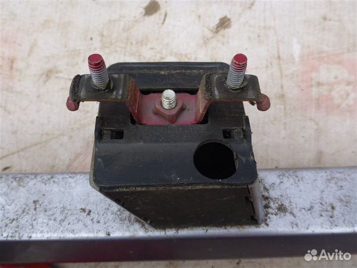 Рейлинг на крышу Mitsubishi Outlander CW4W 4B12