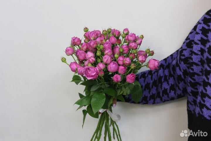 Кустовые розы. доставка цветов Воронеж