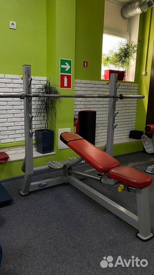 Наклонная скамья для жима лежа