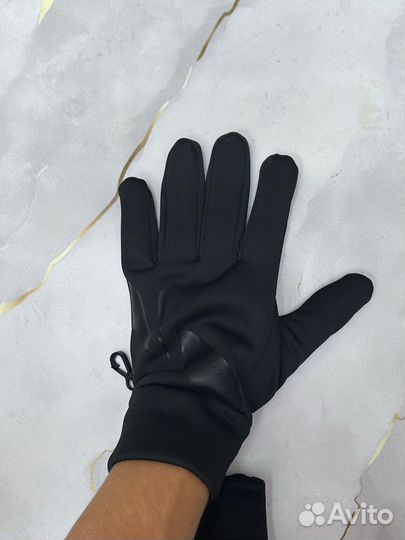 Новые перчатки Nike (Найк) Hyperwarm