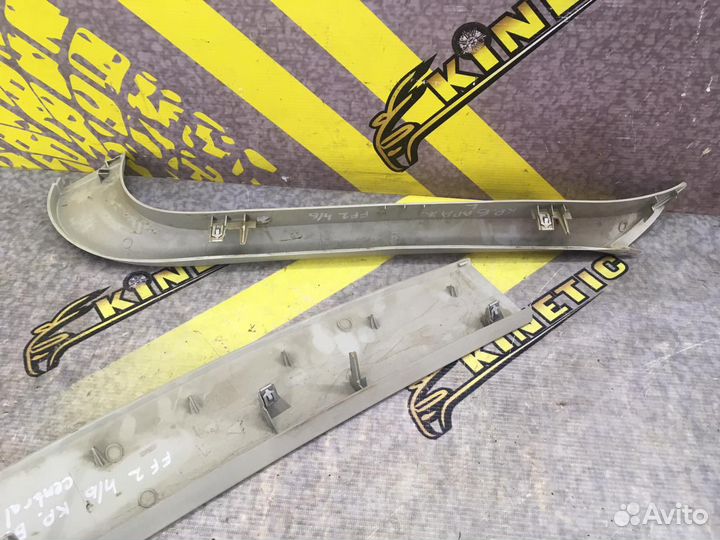 Обшивка двери багажника Фокус 2 хэтчбек