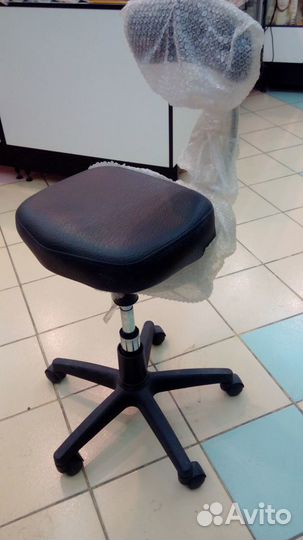 Табурет для парикмахера