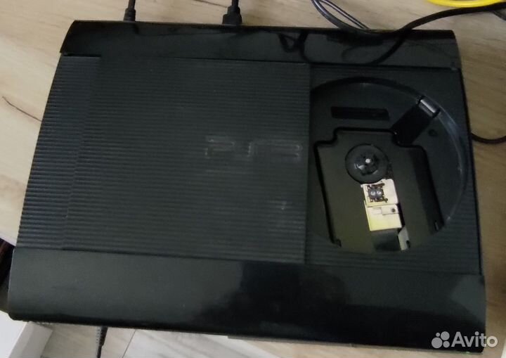 Sony PS3 super slim 500 GB не прошитая